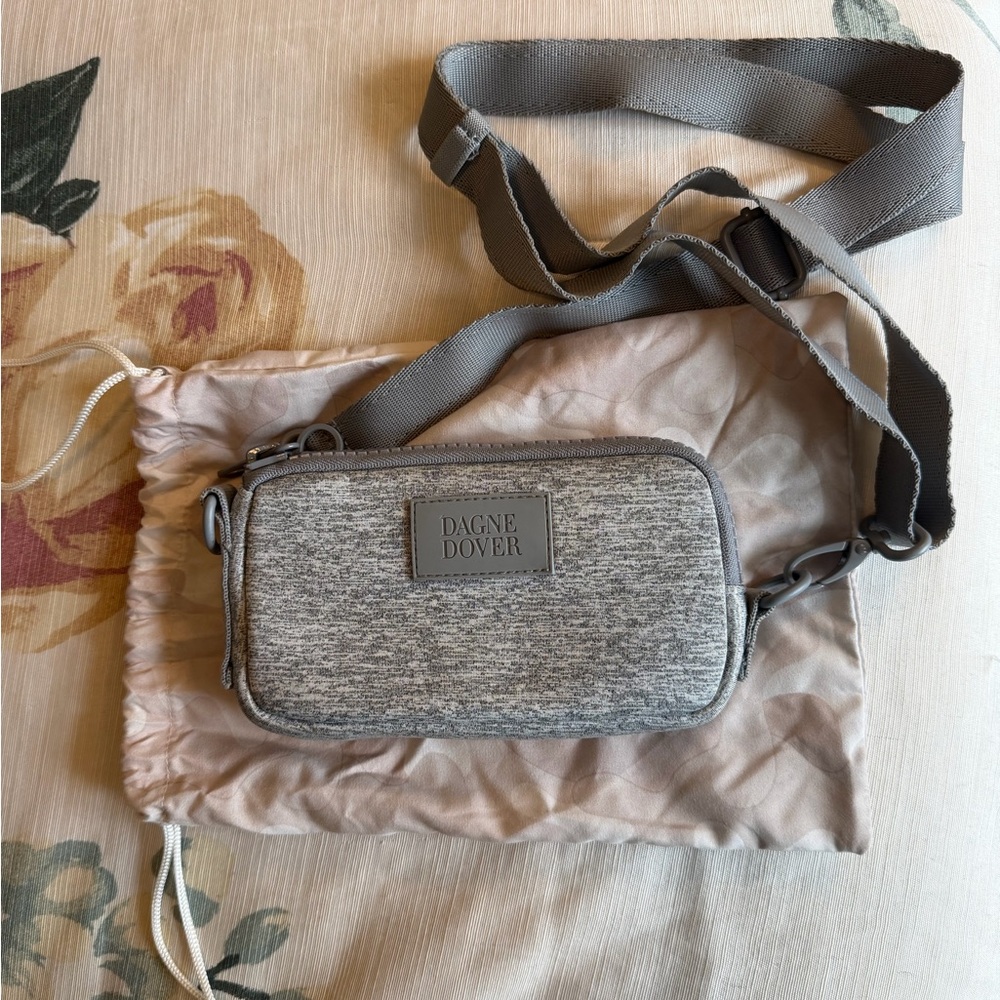 Dagne Dover Heather Gray Mara Phone Sling